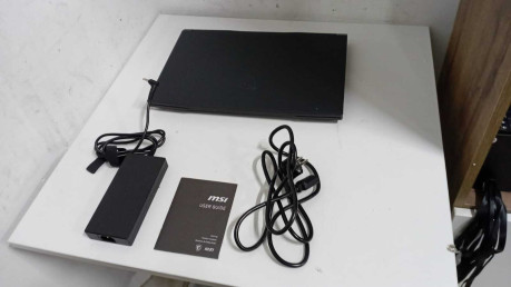 MSI KATANA 17 HX B14WFK 215XTR NOTEBOOK(OUTLET)